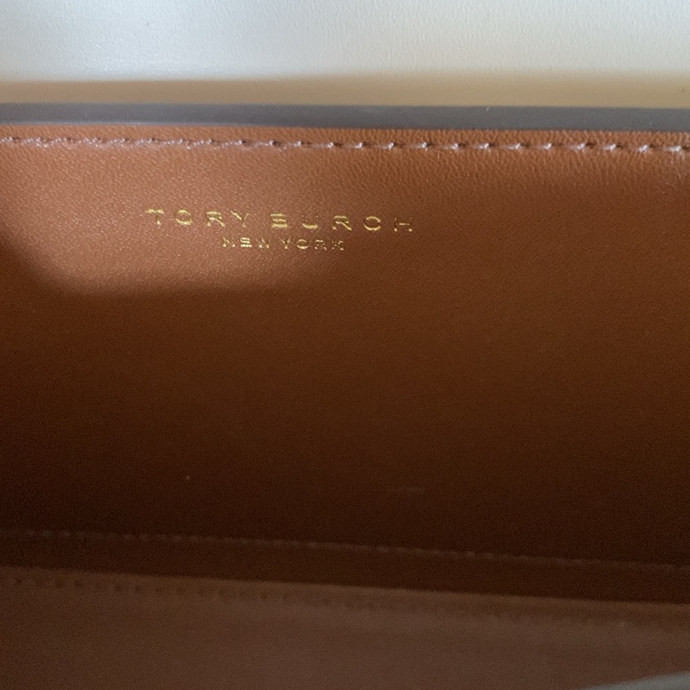 Tory Burch Eleanor Small Convertible Shoulder Bag - Picture 11 of 16